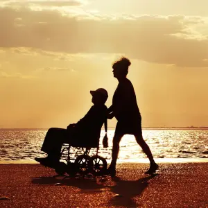 Mobility Aid to rent in Lisbon and Paris